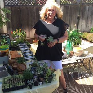 Meet your Posher, Suzette